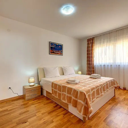 Apartments Villa Adriatic Tivat Exterior foto