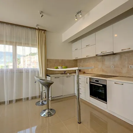 Apartments Villa Adriatic Tivat Exterior foto