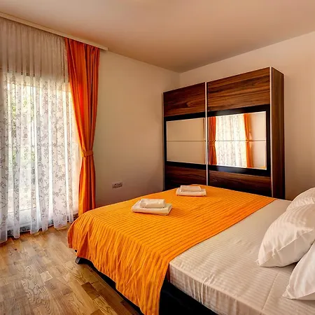Apartments Villa Adriatic Tivat Exterior foto