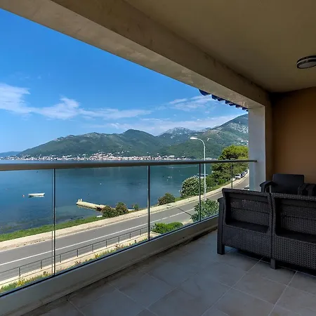 Apartments Villa Adriatic Tivat Exterior foto