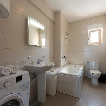 Apartments Villa Adriatic Tivat Exterior foto